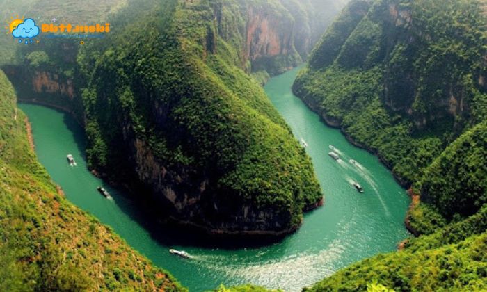 Ha Giang Noi Tieng Voi Ve Dep Cua Song Nho Que