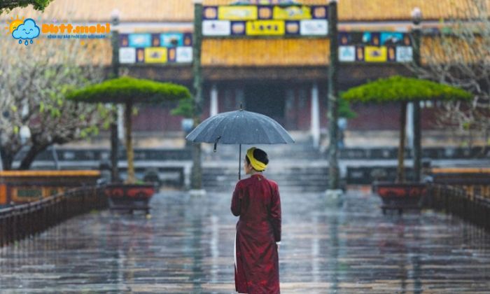 Mua Mua Hue Day Lang Man Da Di Vao Thi Ca